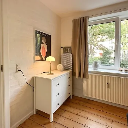 Apartment Cozy & Romantic In The Heart Of Aalborg